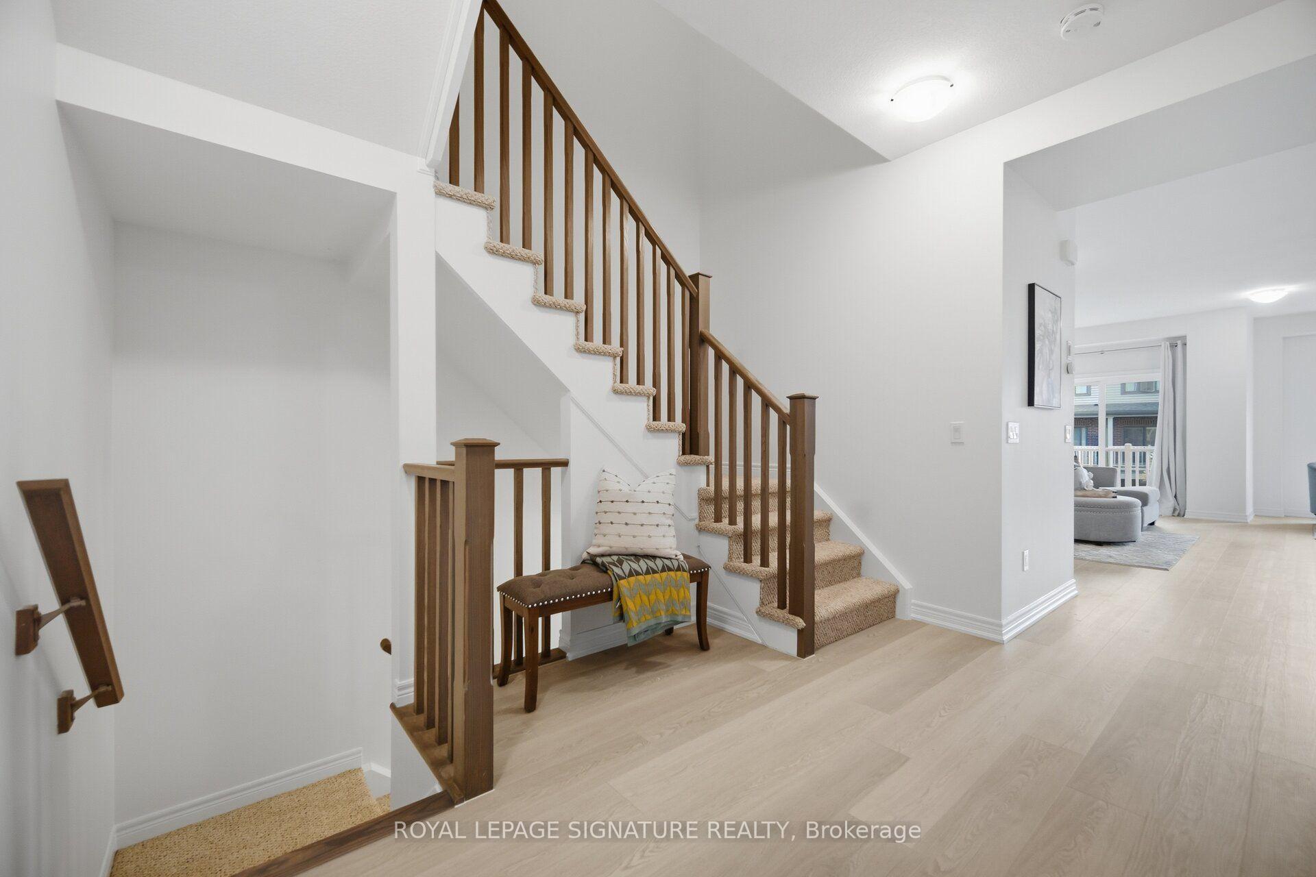 Photo 8 of 1 Ridgeside Lane, Hamilton, Waterdown — HOMEH