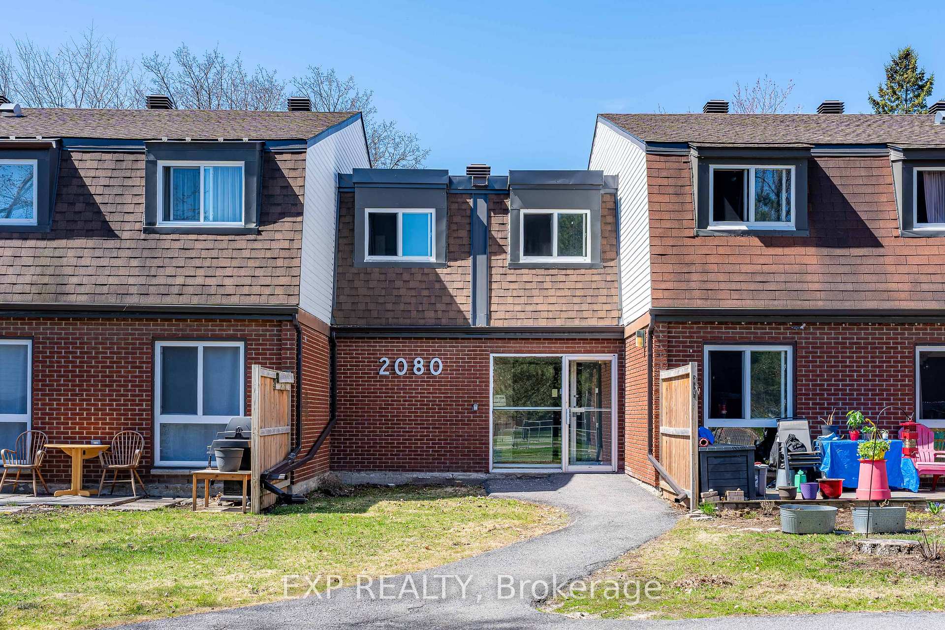 Photo of Unit 11K, 2080 Ogilvie Road