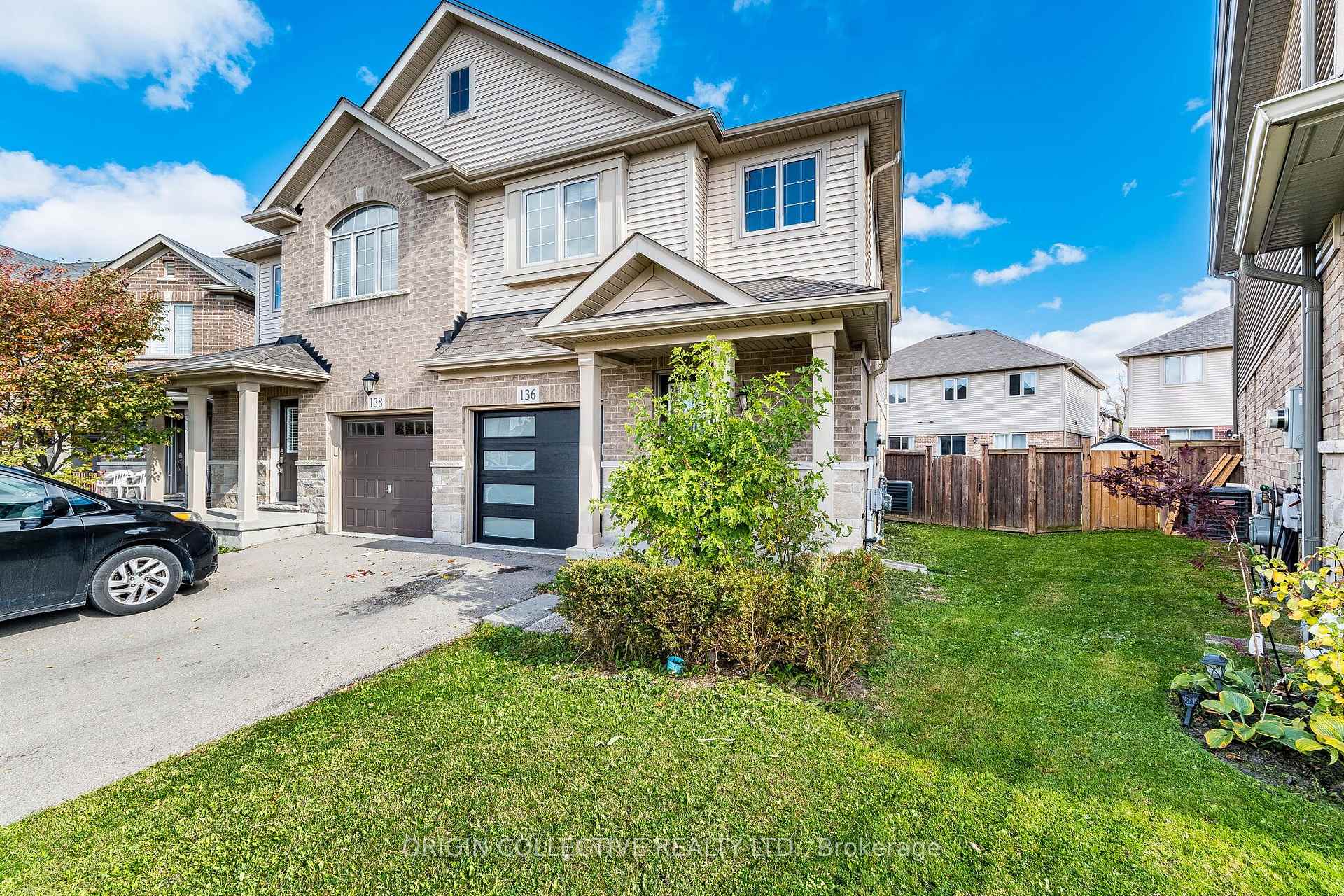 Photo 7 of 136 Westbank Trail E, Hamilton, Stoney Creek Mountain — HOMEH