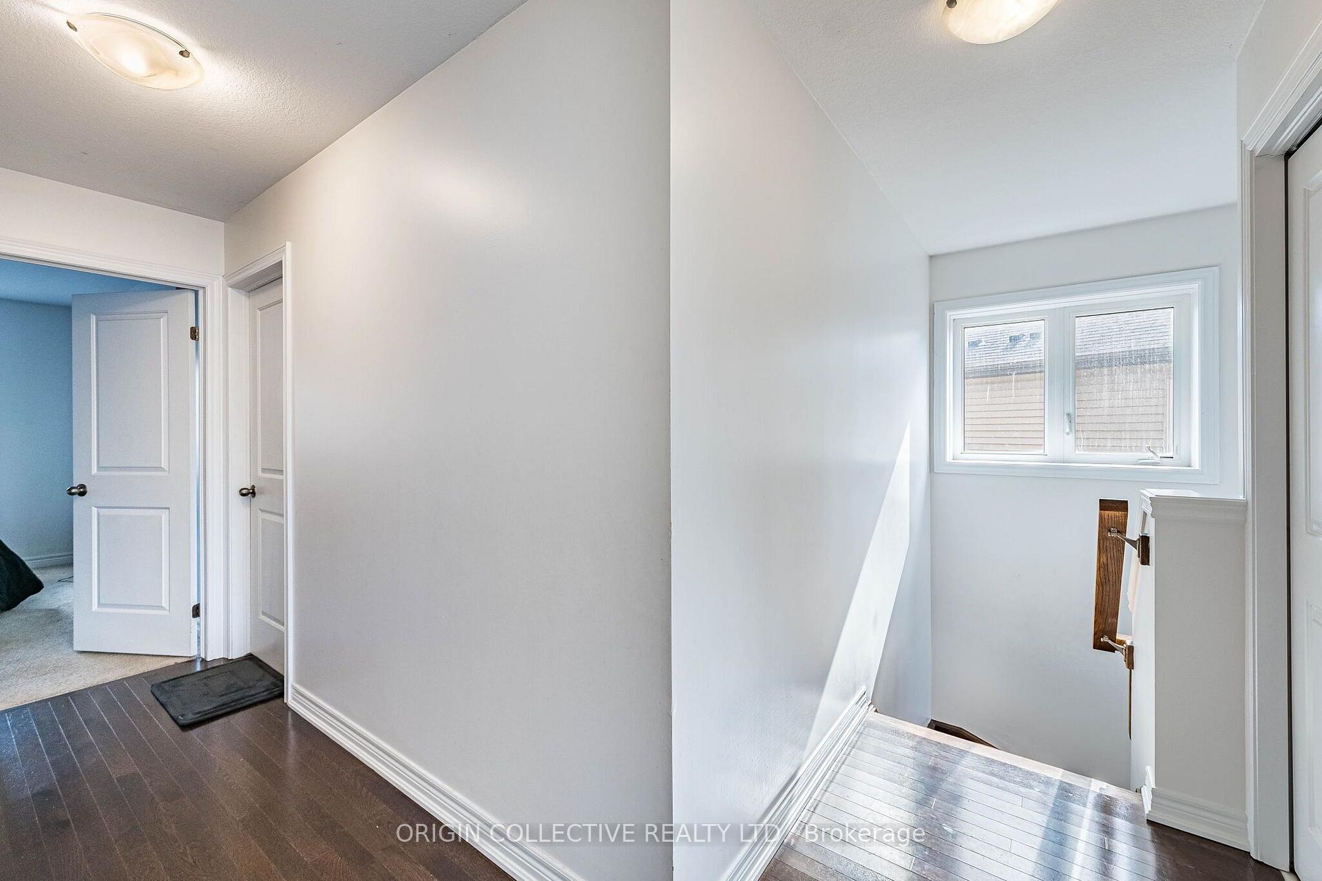 Photo 40 of 136 Westbank Trail E, Hamilton, Stoney Creek Mountain — HOMEH