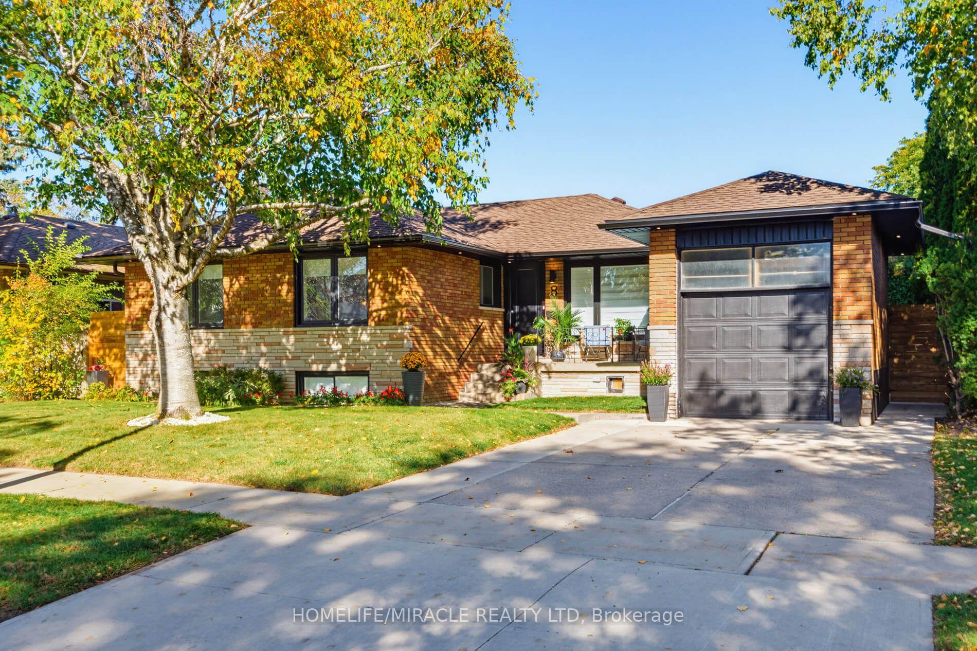 Photo 1 of 8 Laurelwood Crescent, Etobicoke, Willowridge-Martingrove-Richview — HOMEH