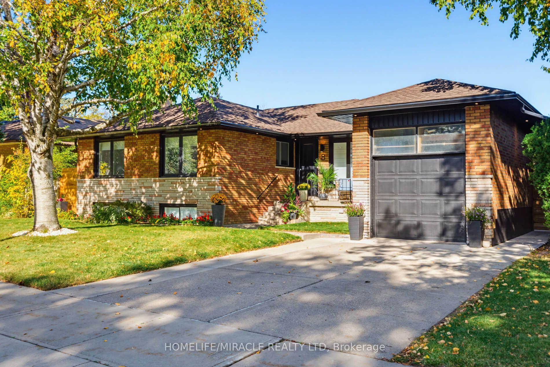 Photo 3 of 8 Laurelwood Crescent, Etobicoke, Willowridge-Martingrove-Richview — HOMEH