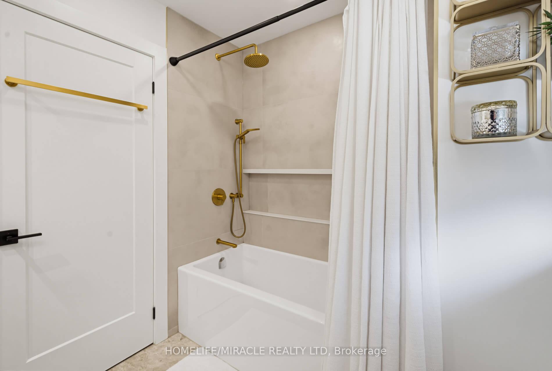 Photo 30 of 8 Laurelwood Crescent, Etobicoke, Willowridge-Martingrove-Richview — HOMEH