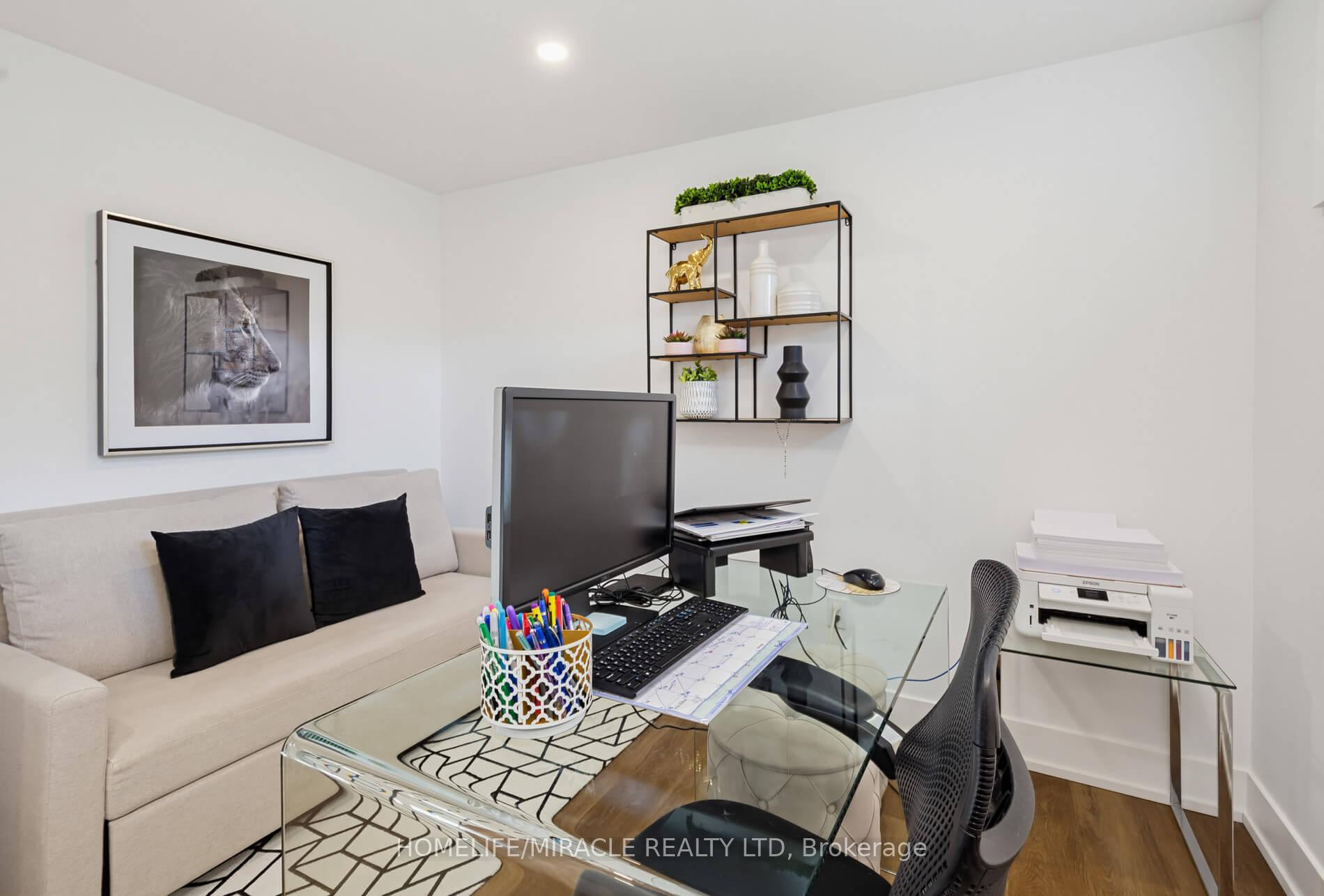 Photo 44 of 8 Laurelwood Crescent, Etobicoke, Willowridge-Martingrove-Richview — HOMEH