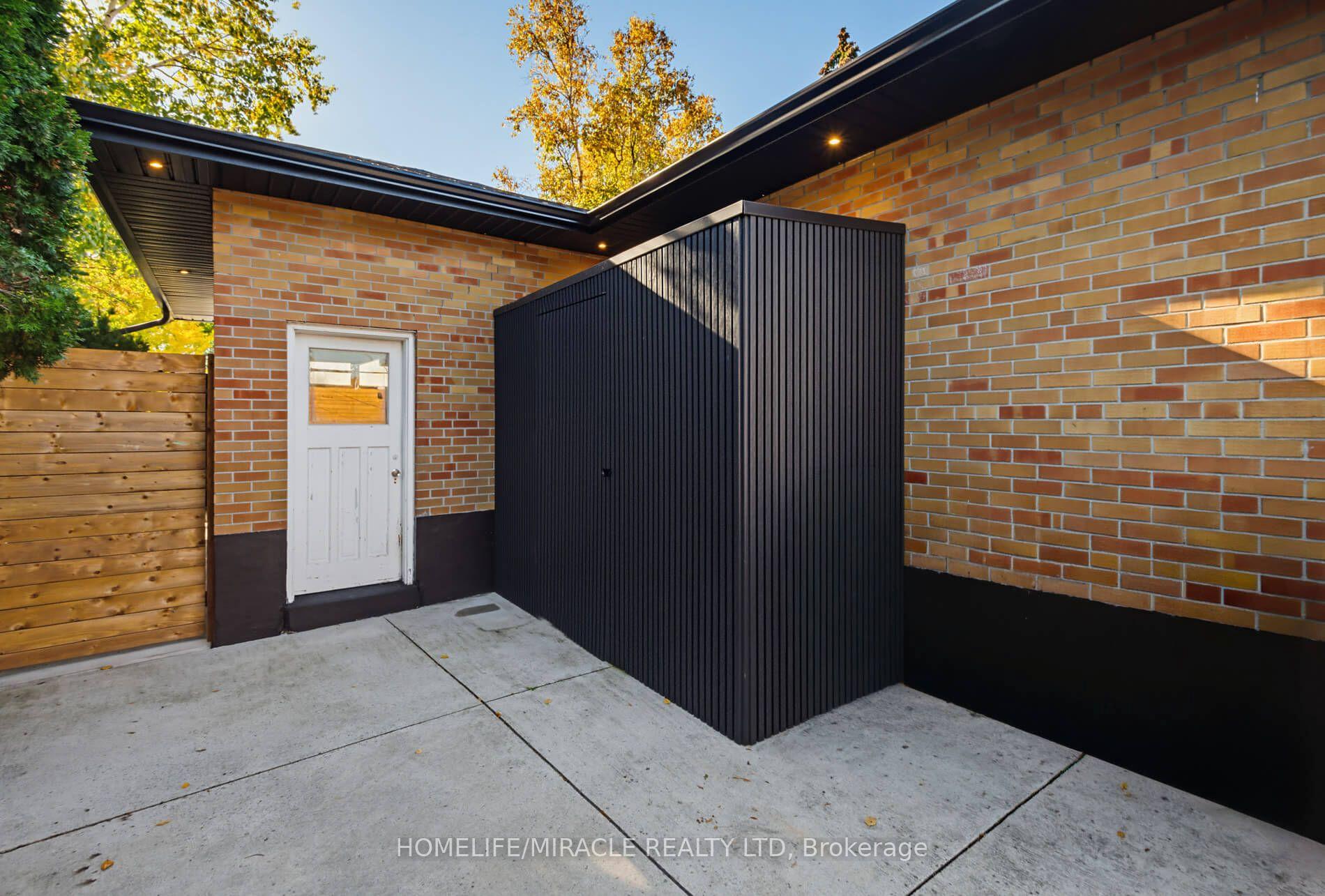 Photo 50 of 8 Laurelwood Crescent, Etobicoke, Willowridge-Martingrove-Richview — HOMEH