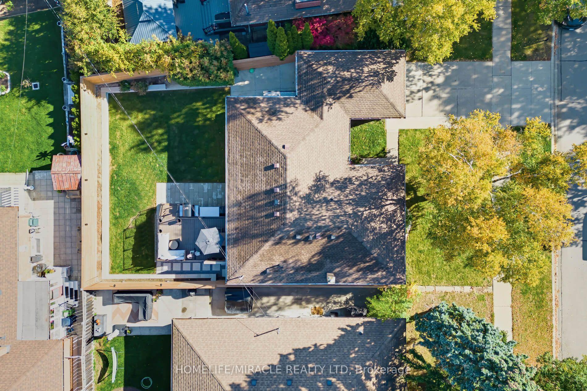 Photo 52 of 8 Laurelwood Crescent, Etobicoke, Willowridge-Martingrove-Richview — HOMEH