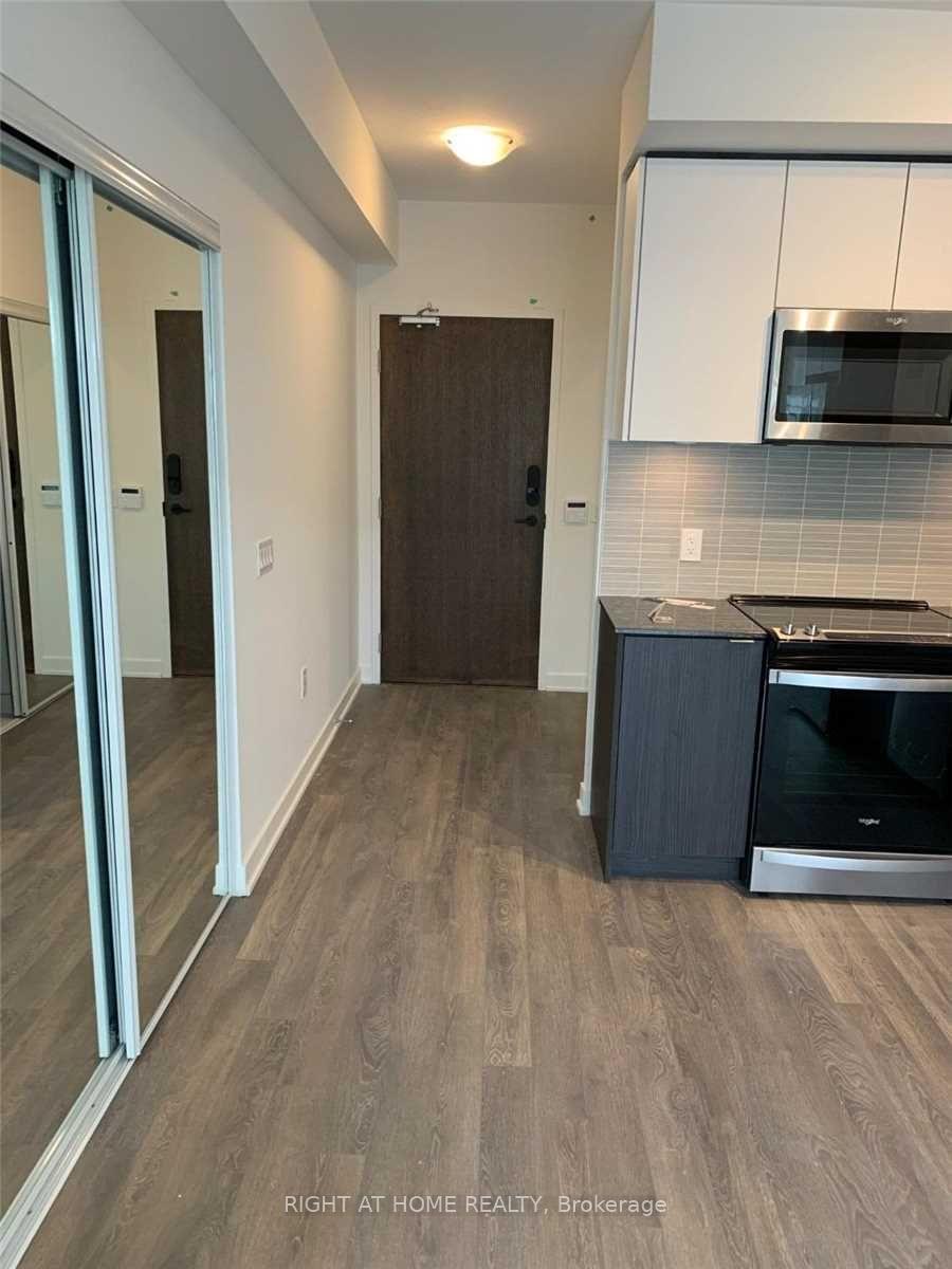 Photo 19 of Unit 1008, 100 Eagle Rock Way, Vaughan, Rural Vaughan — HOMEH