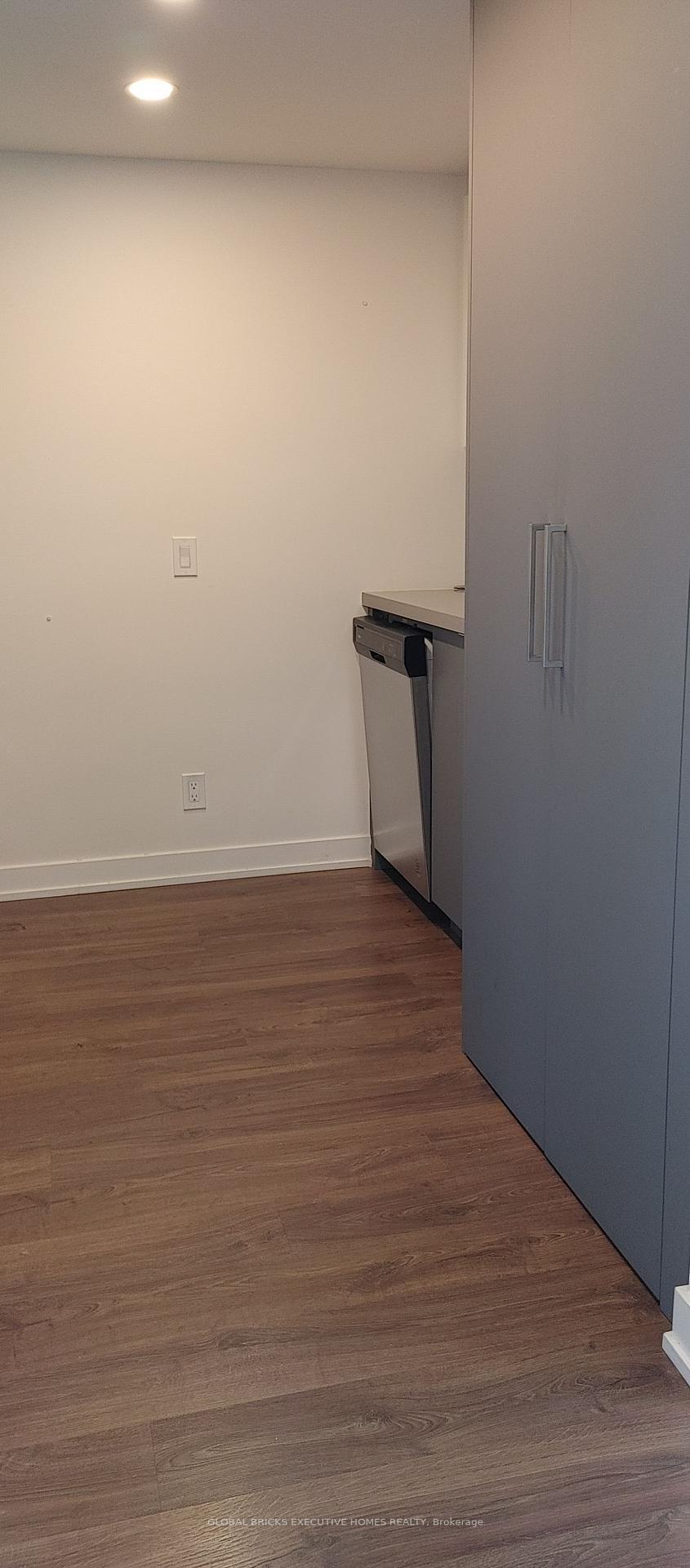Photo 14 of Unit 417, 30 Tretti Way, North York, Clanton Park — HOMEH