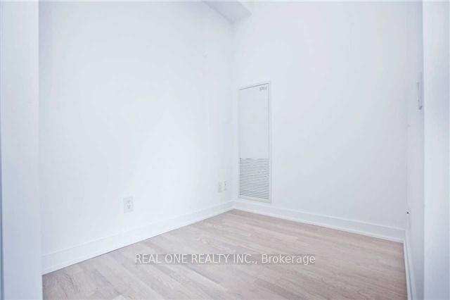 Photo 11 of Unit 2006, 185 Roehampton Avenue, Toronto, Mount Pleasant West — HOMEH