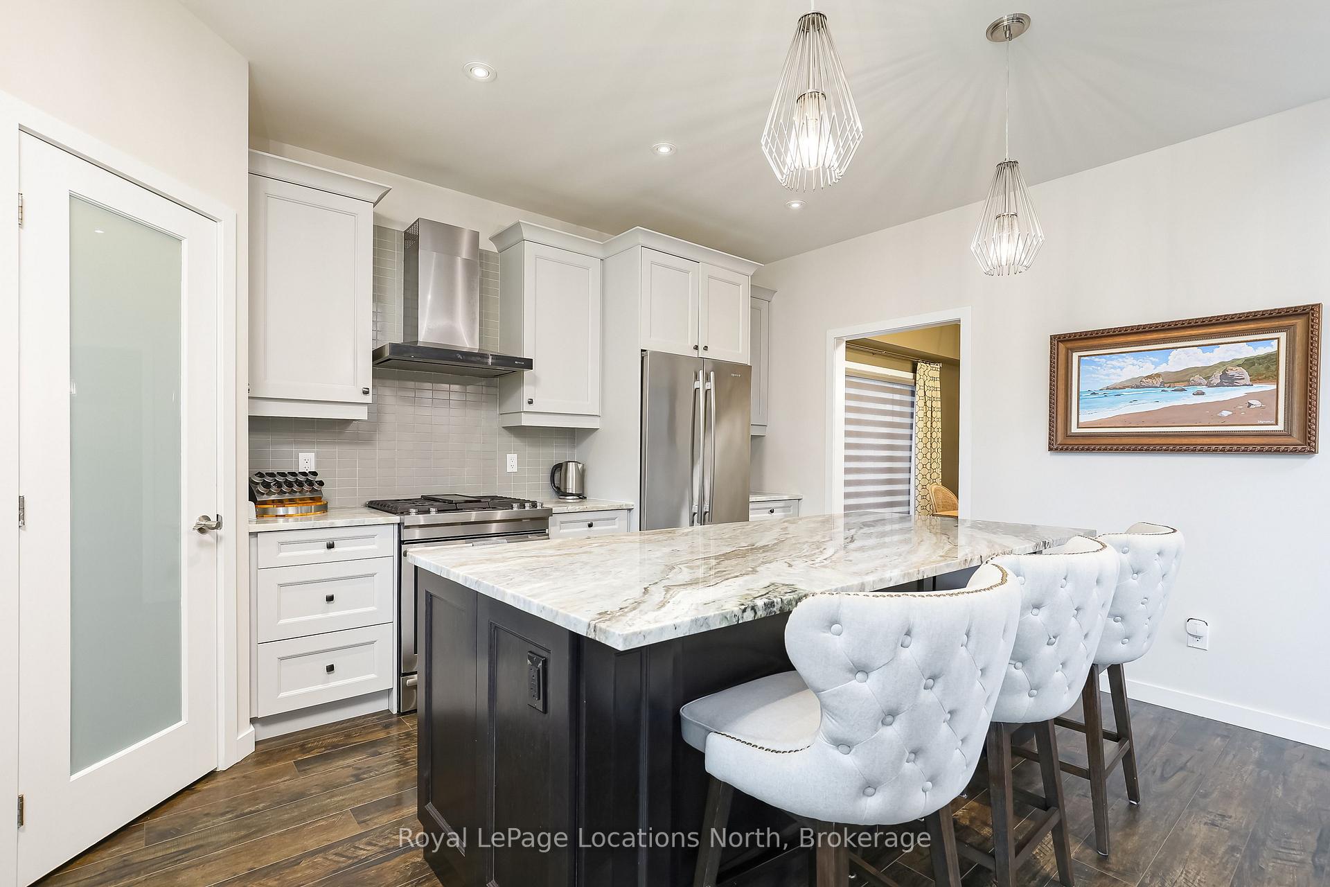 Photo 11 of 122 Yellow Birch Crescent, Blue Mountains — HOMEH