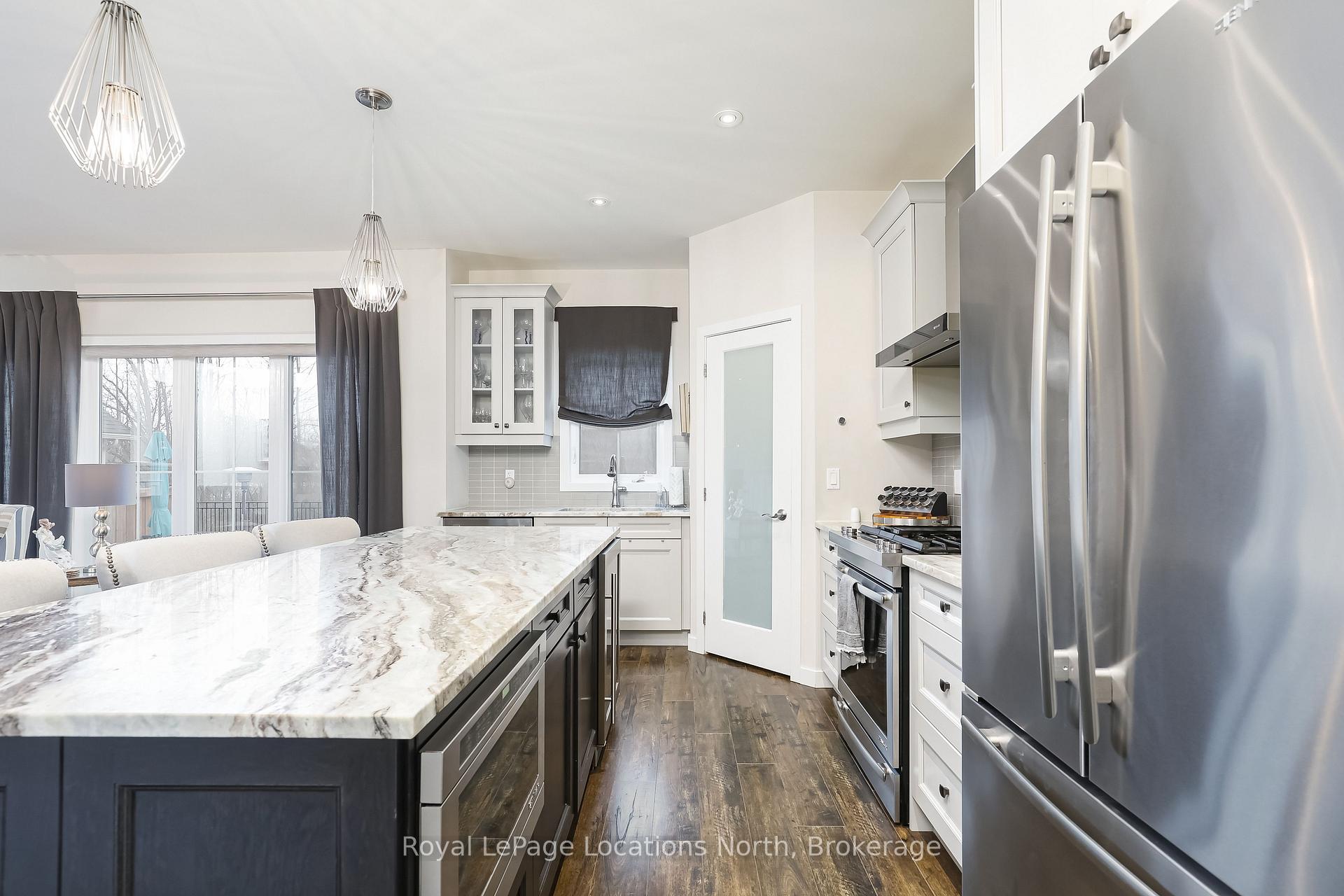 Photo 12 of 122 Yellow Birch Crescent, Blue Mountains — HOMEH