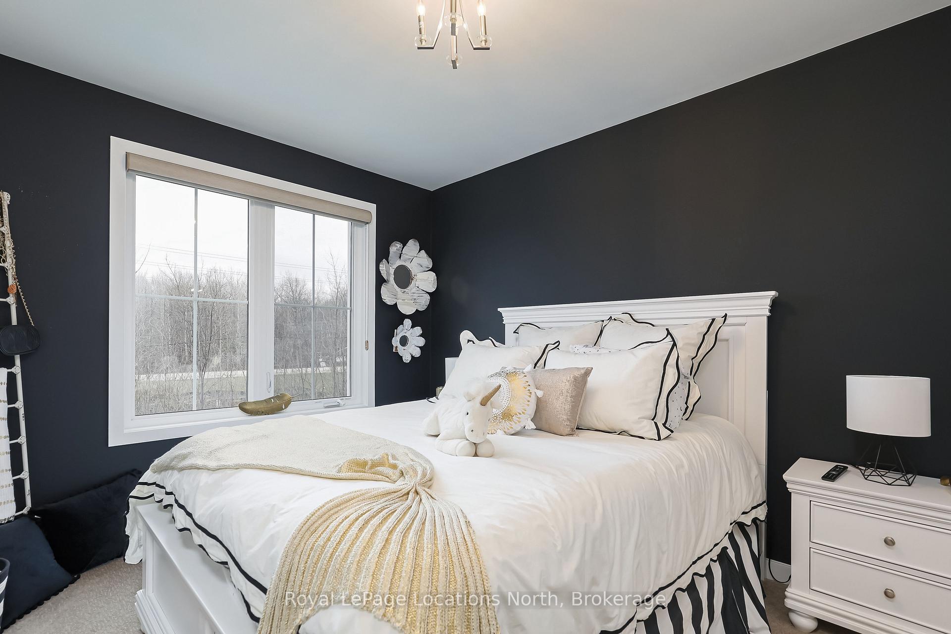 Photo 23 of 122 Yellow Birch Crescent, Blue Mountains — HOMEH