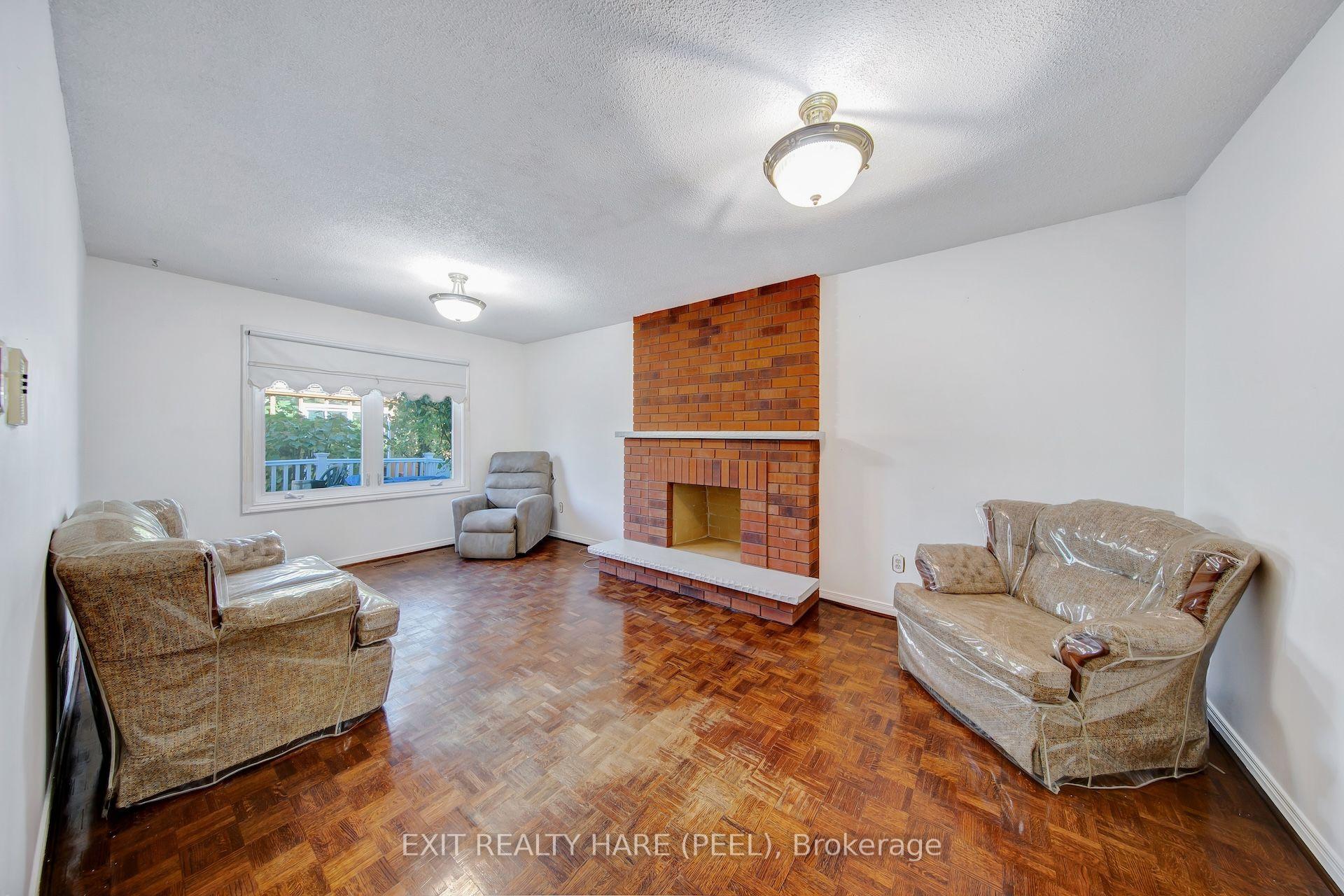 Photo 24 of 45 Mossbank Drive, Brampton, Fletcher's Creek South — HOMEH