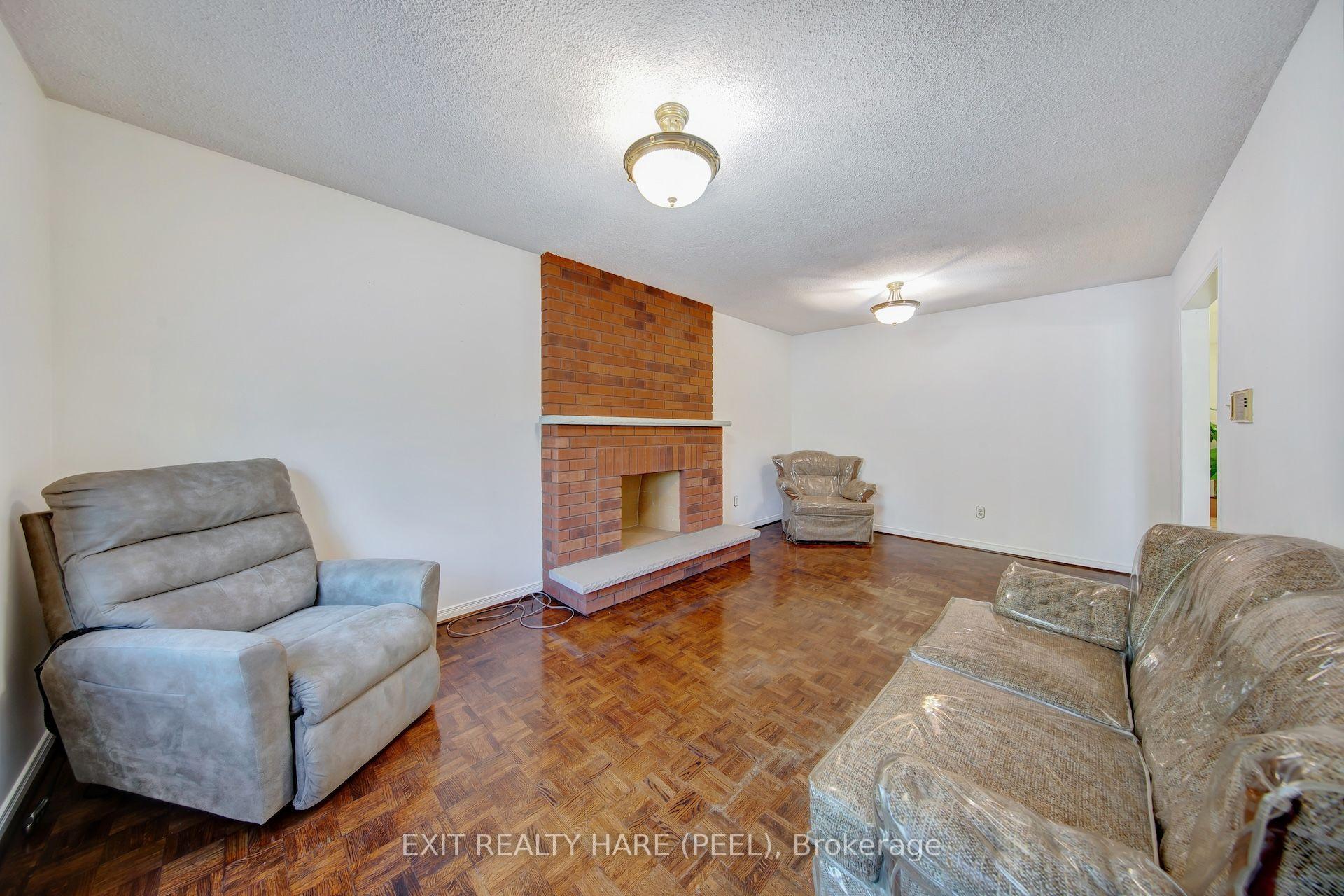 Photo 25 of 45 Mossbank Drive, Brampton, Fletcher's Creek South — HOMEH