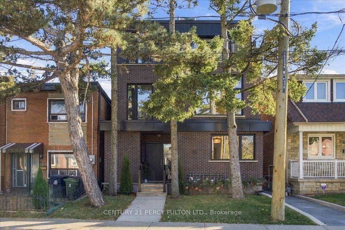 Photo 4 of Unit 1, 113 Hatherley Road, Toronto, Caledonia-Fairbank — HOMEH