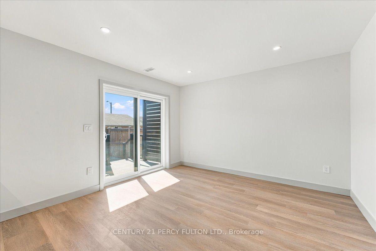 Photo 10 of Unit 1, 113 Hatherley Road, Toronto, Caledonia-Fairbank — HOMEH