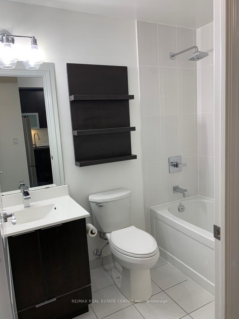 Photo 6 of Unit 508, 16 Brookers Lane, Etobicoke, Mimico — HOMEH