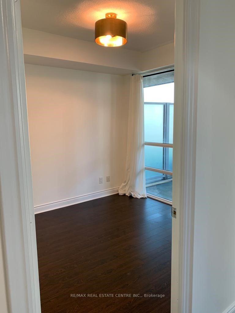 Photo 9 of Unit 508, 16 Brookers Lane, Etobicoke, Mimico — HOMEH