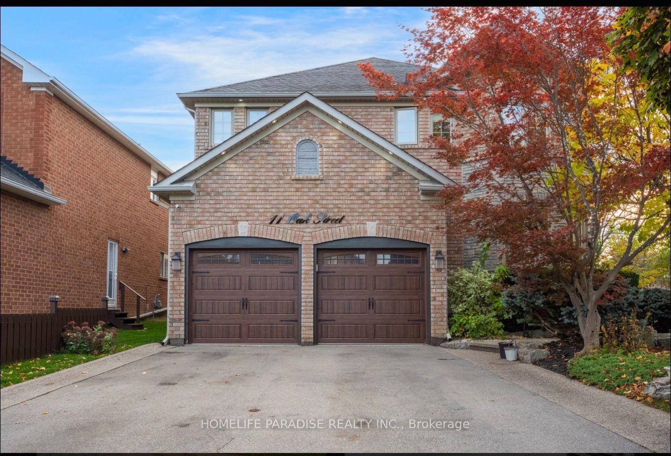 Photo 2 of 11 Oak Street, Halton Hills, Georgetown — HOMEH