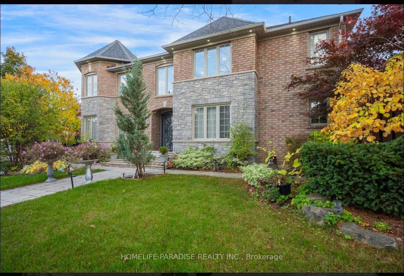 Photo 9 of 11 Oak Street, Halton Hills, Georgetown — HOMEH