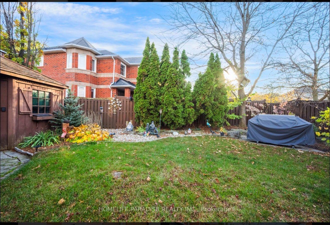 Photo 25 of 11 Oak Street, Halton Hills, Georgetown — HOMEH