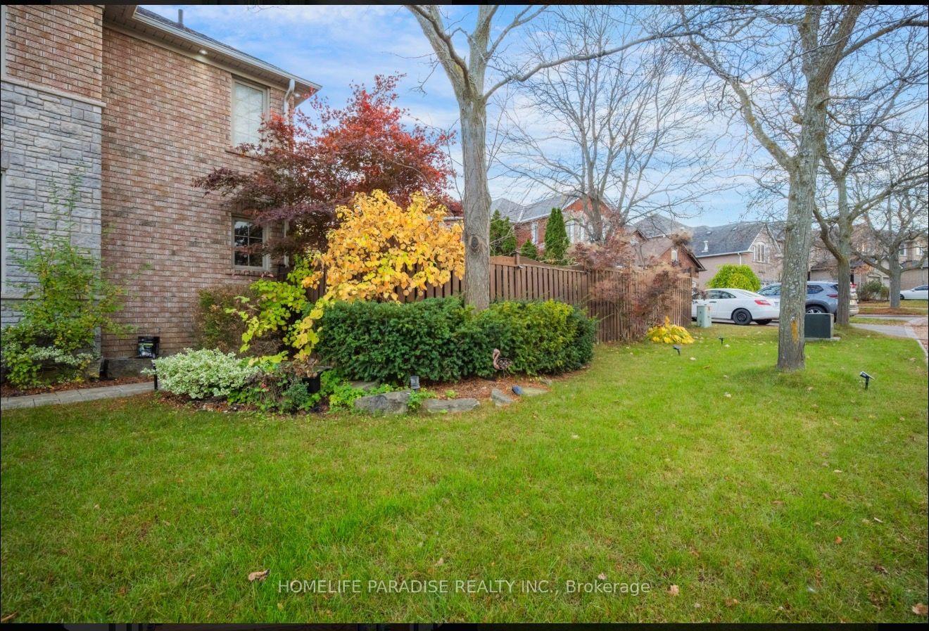 Photo 47 of 11 Oak Street, Halton Hills, Georgetown — HOMEH