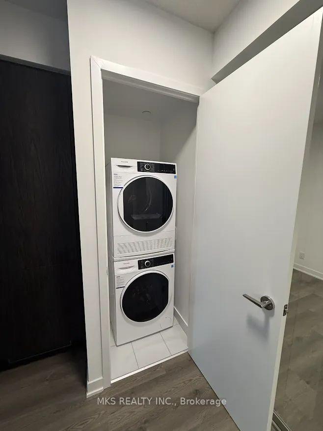 Photo 3 of Unit 706, 180 Front Street E, Toronto, Moss Park — HOMEH
