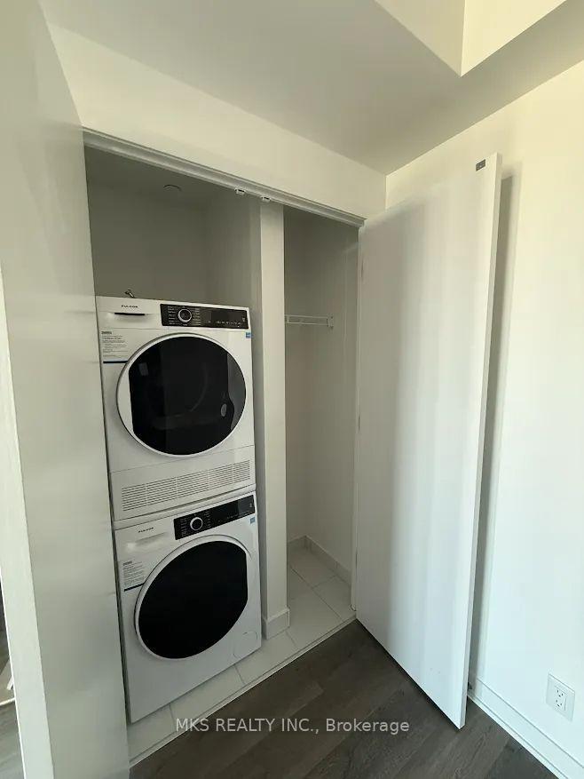 Photo 7 of Unit 2716, 180 Front Street E, Toronto, Moss Park — HOMEH