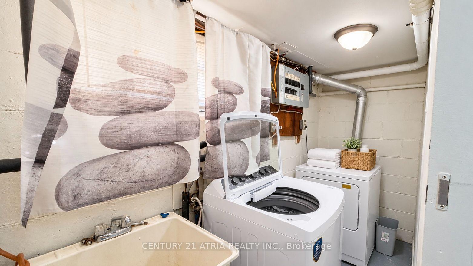 Photo 8 of Unit Basement, 79 Ellington Drive, Scarborough, Wexford-Maryvale — HOMEH