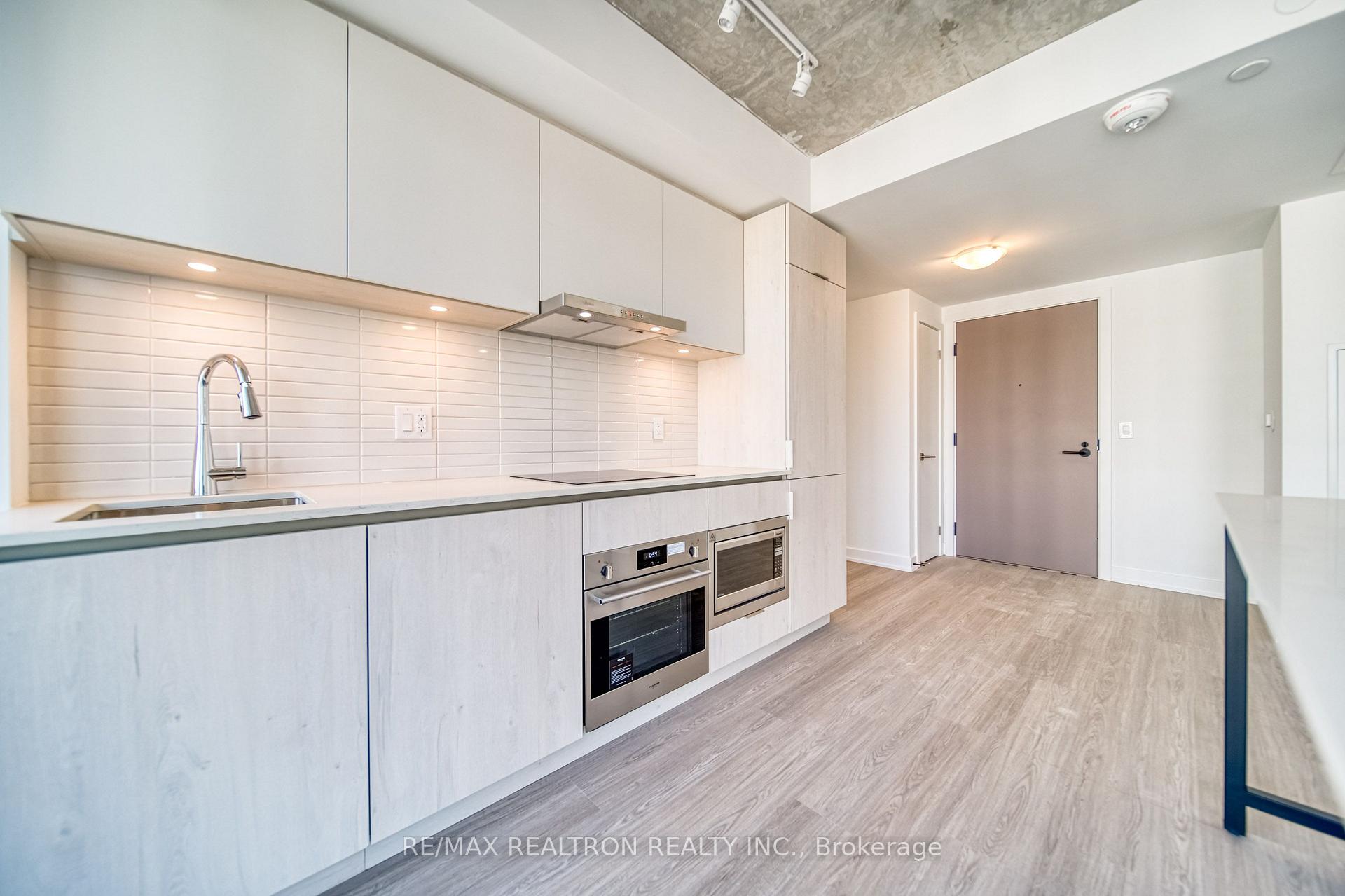 Photo 5 of Unit 2804, 47 Mutual Street, Toronto, Church-Yonge Corridor — HOMEH