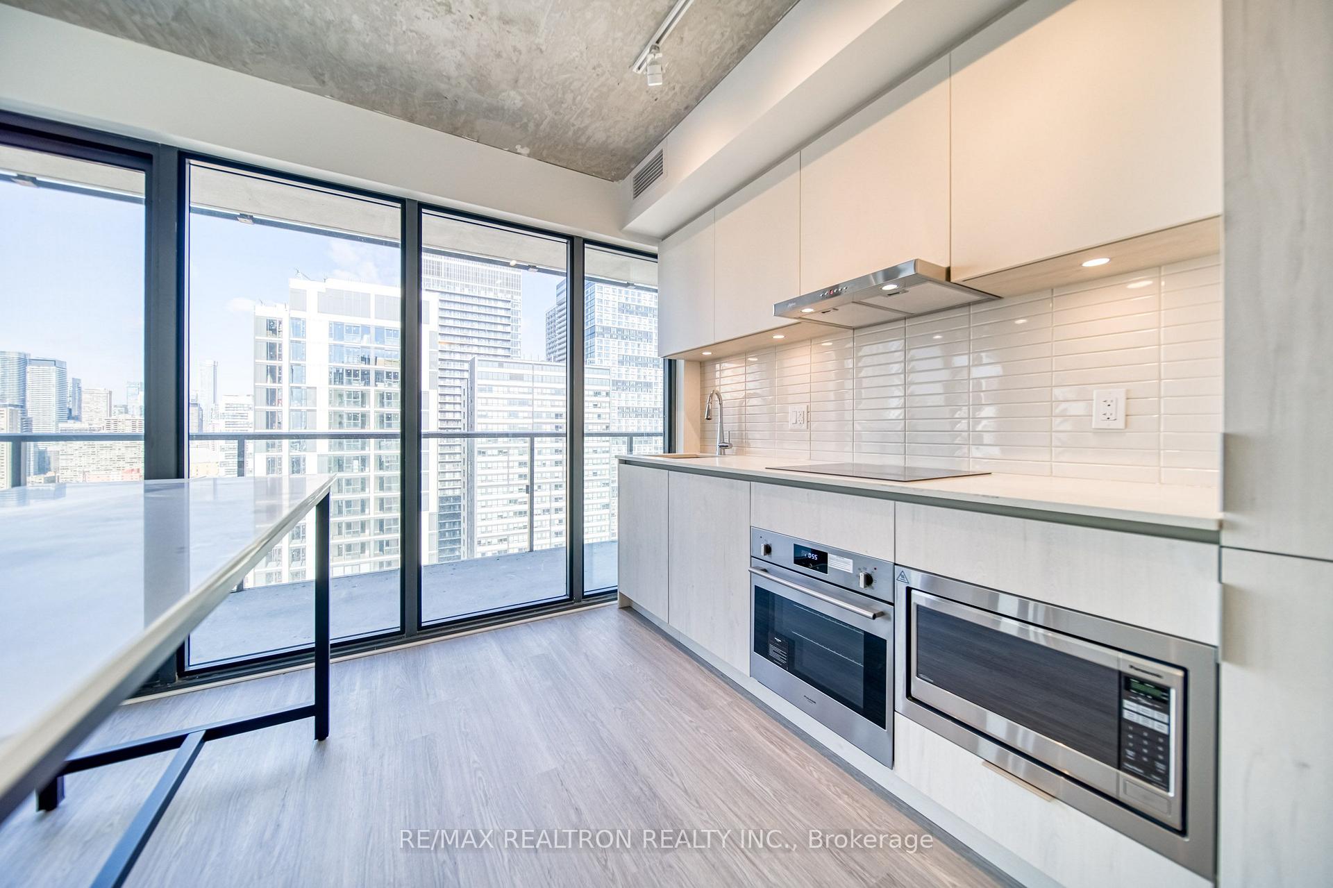 Photo 7 of Unit 2804, 47 Mutual Street, Toronto, Church-Yonge Corridor — HOMEH