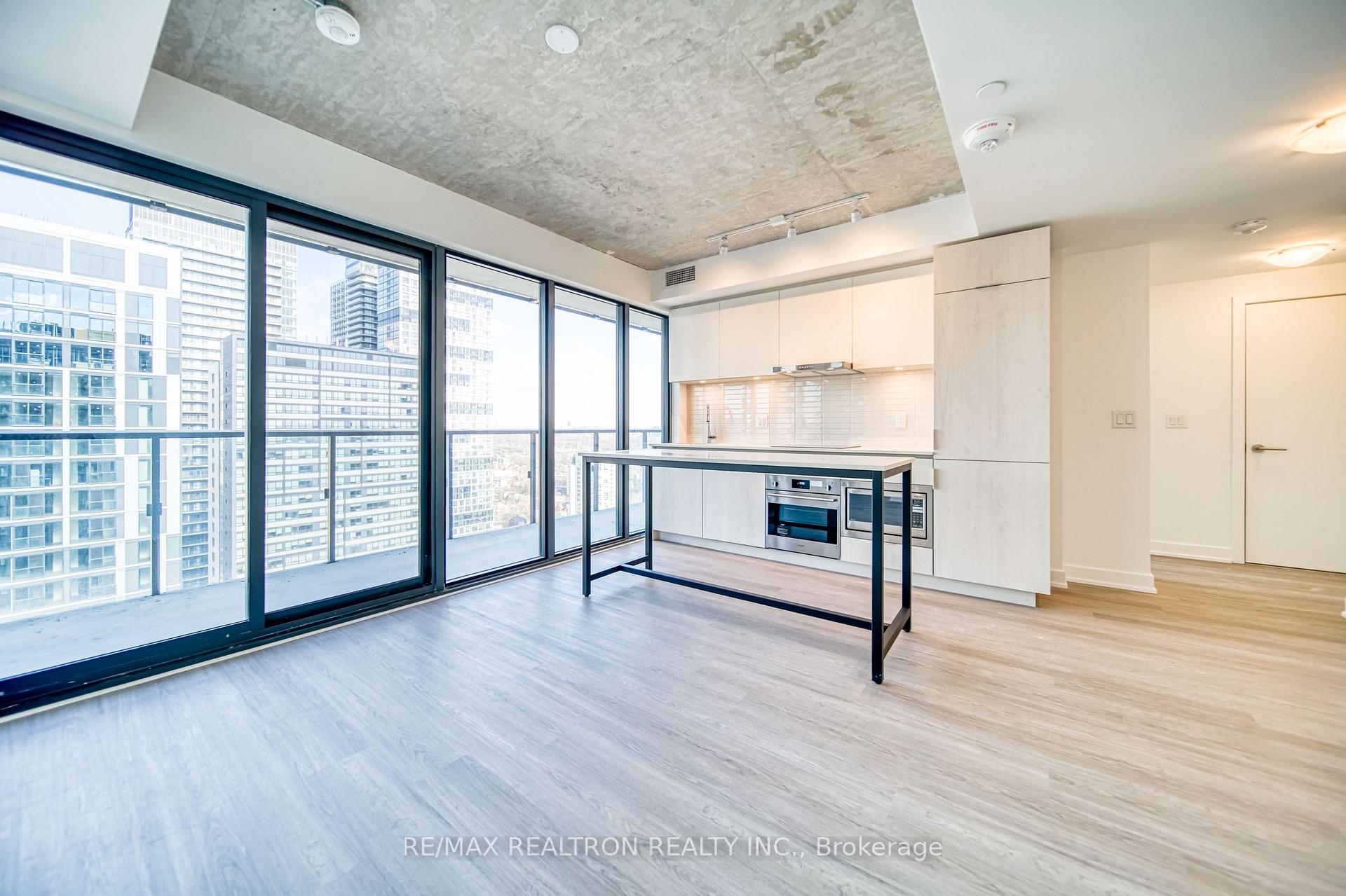 Photo 9 of Unit 2804, 47 Mutual Street, Toronto, Church-Yonge Corridor — HOMEH