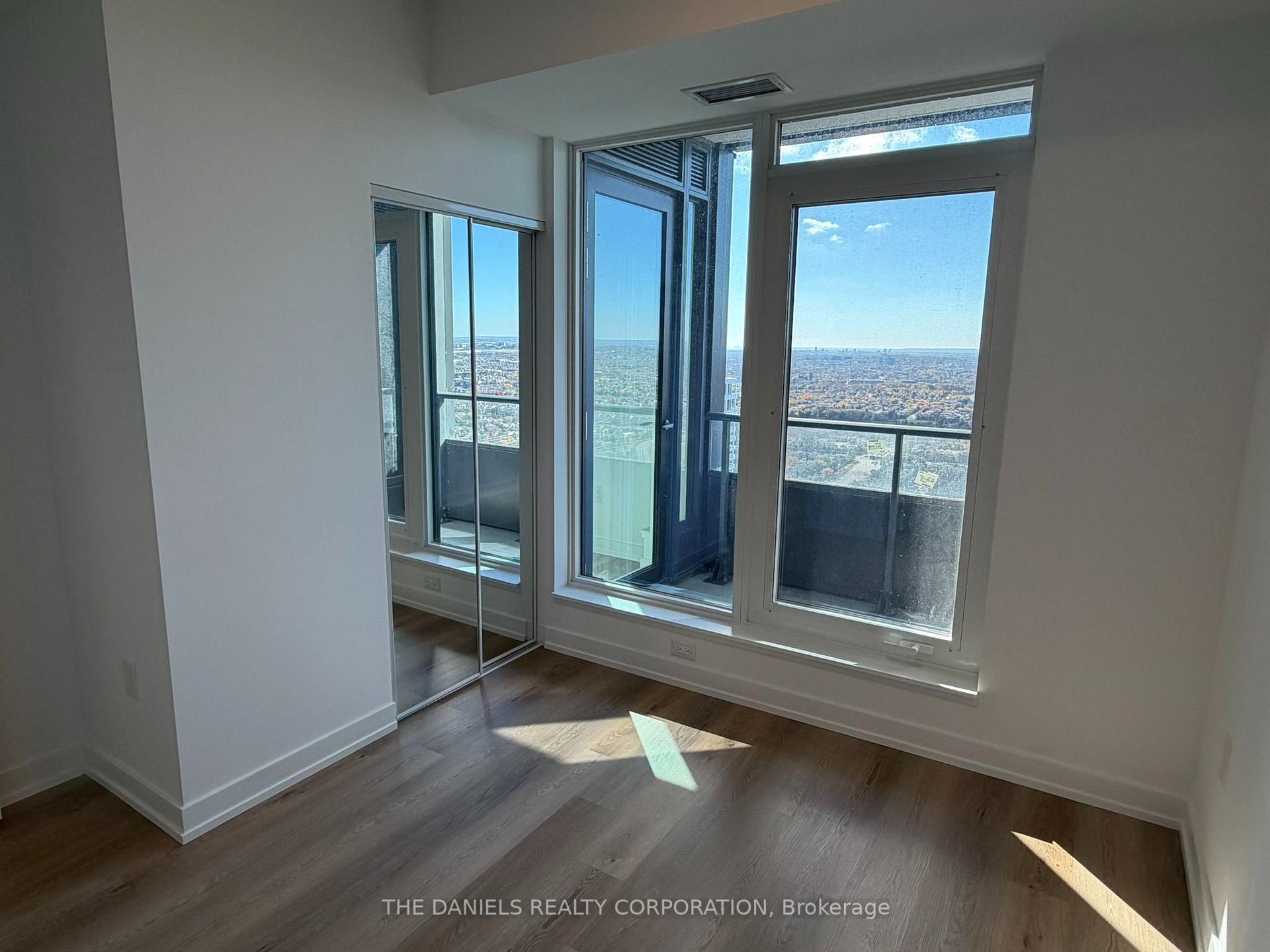 Photo 7 of Unit 4308, 395 Square One Drive, Mississauga, City Centre — HOMEH