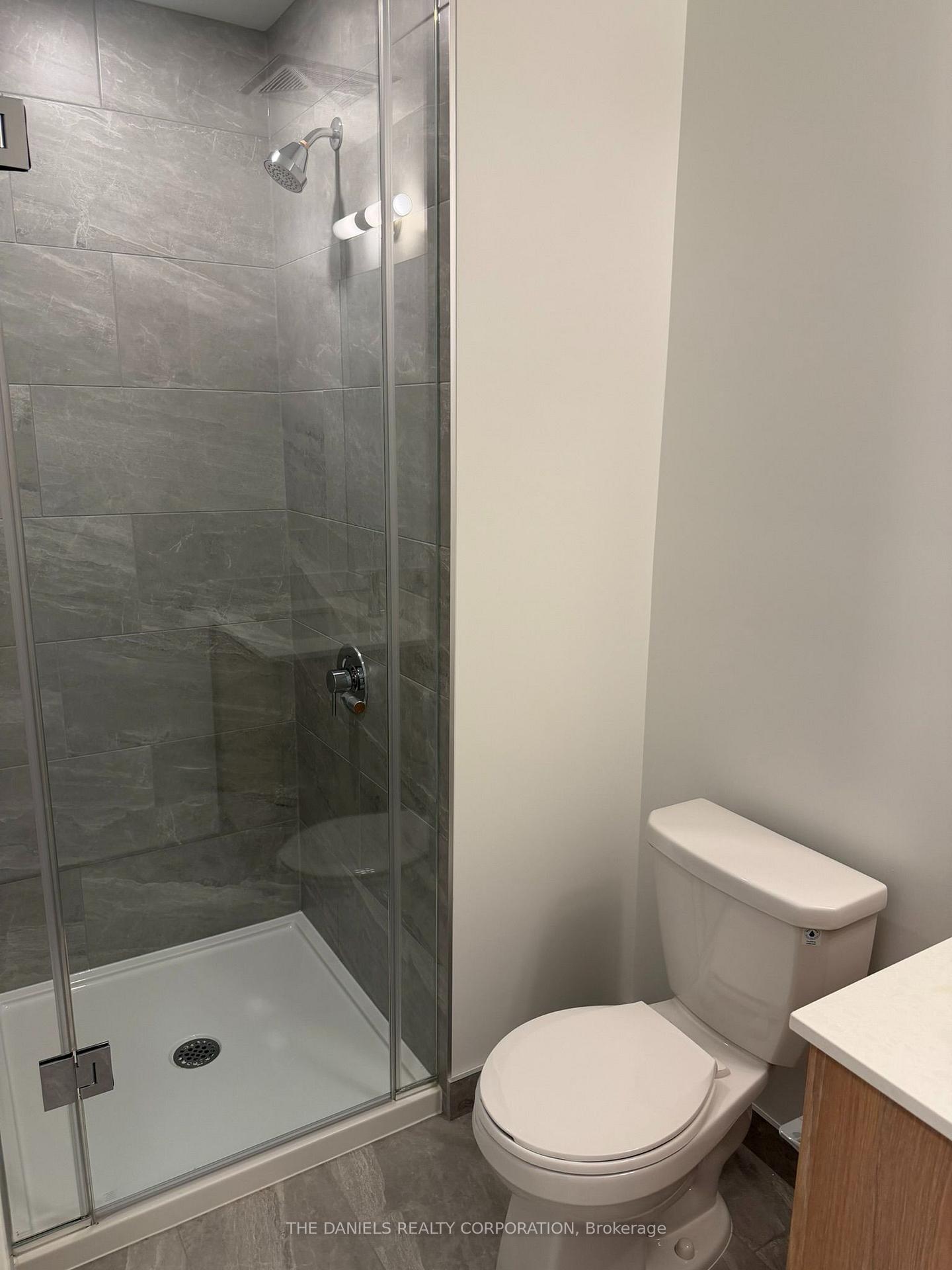 Photo 10 of Unit 4308, 395 Square One Drive, Mississauga, City Centre — HOMEH