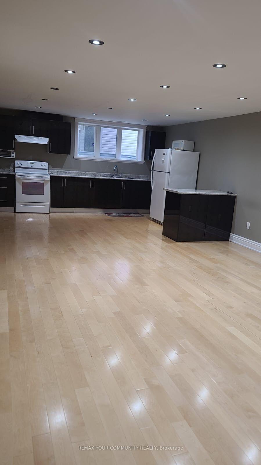 Photo 12 of Unit BASEM., 39 Treeline Boulevard, Brampton, Vales of Castlemore — HOMEH