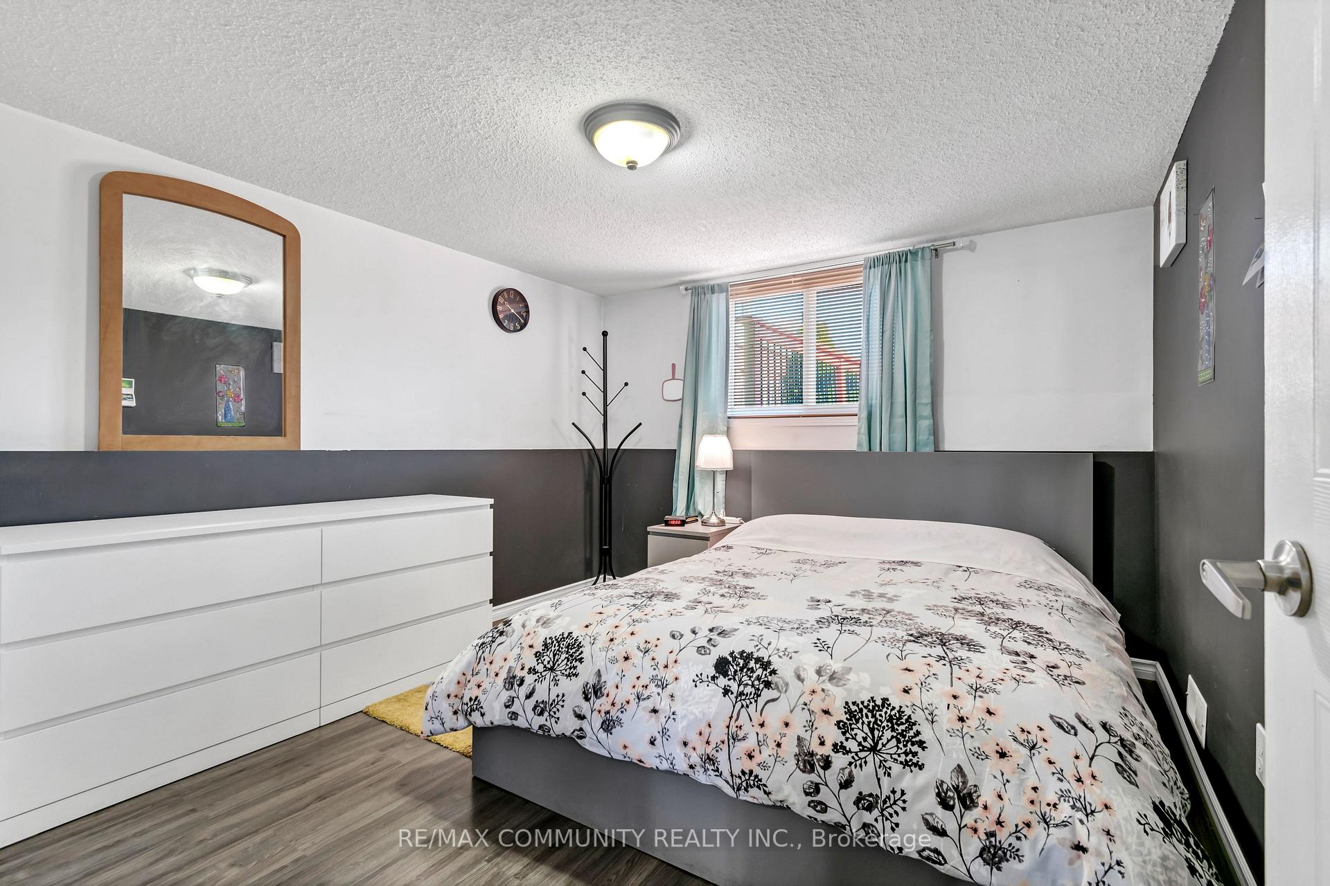 Photo 8 of 1376 Trowbridge Drive, Oshawa, Centennial — HOMEH