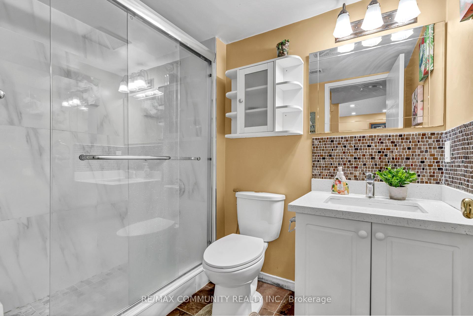 Photo 9 of 1376 Trowbridge Drive, Oshawa, Centennial — HOMEH