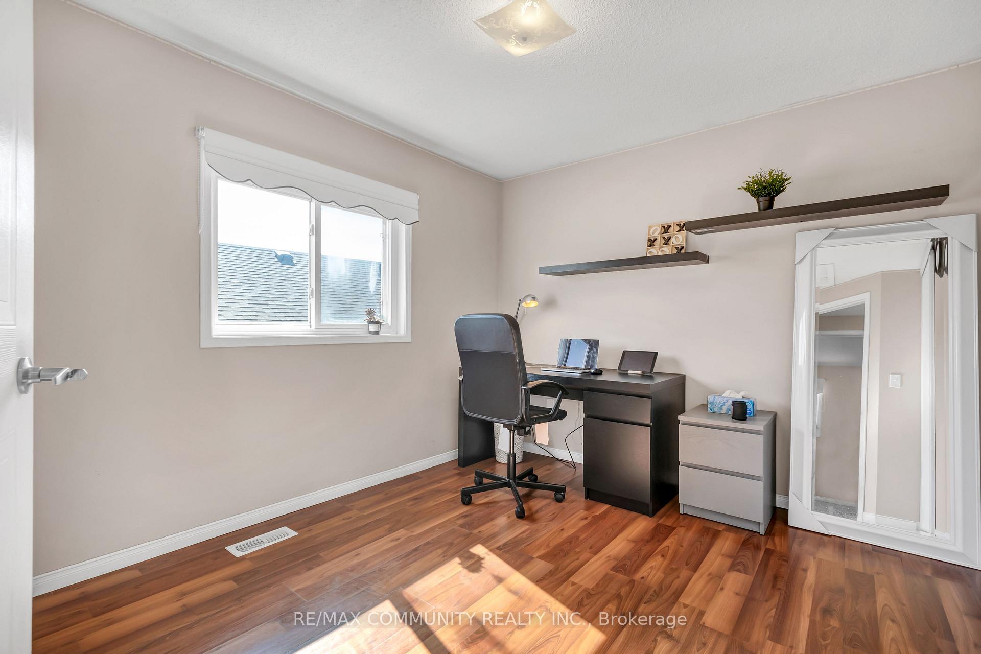 Photo 20 of 1376 Trowbridge Drive, Oshawa, Centennial — HOMEH