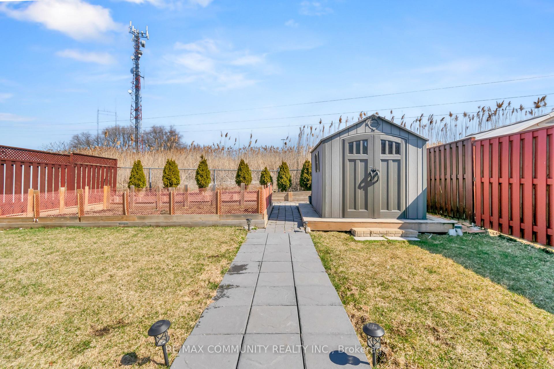 Photo 25 of 1376 Trowbridge Drive, Oshawa, Centennial — HOMEH