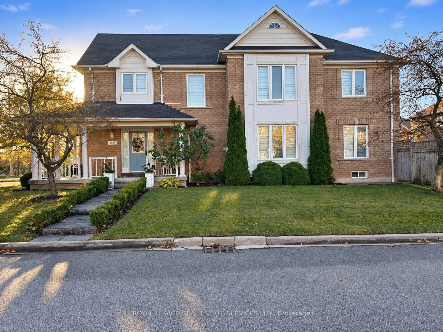 Front of 3105 Turbine Crescent