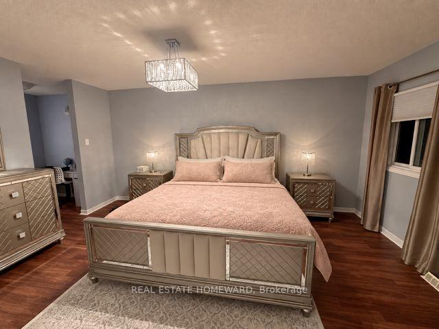 Photo 26 of 784 Hill Gate, Newmarket, Huron Heights-Leslie Valley — HOMEH