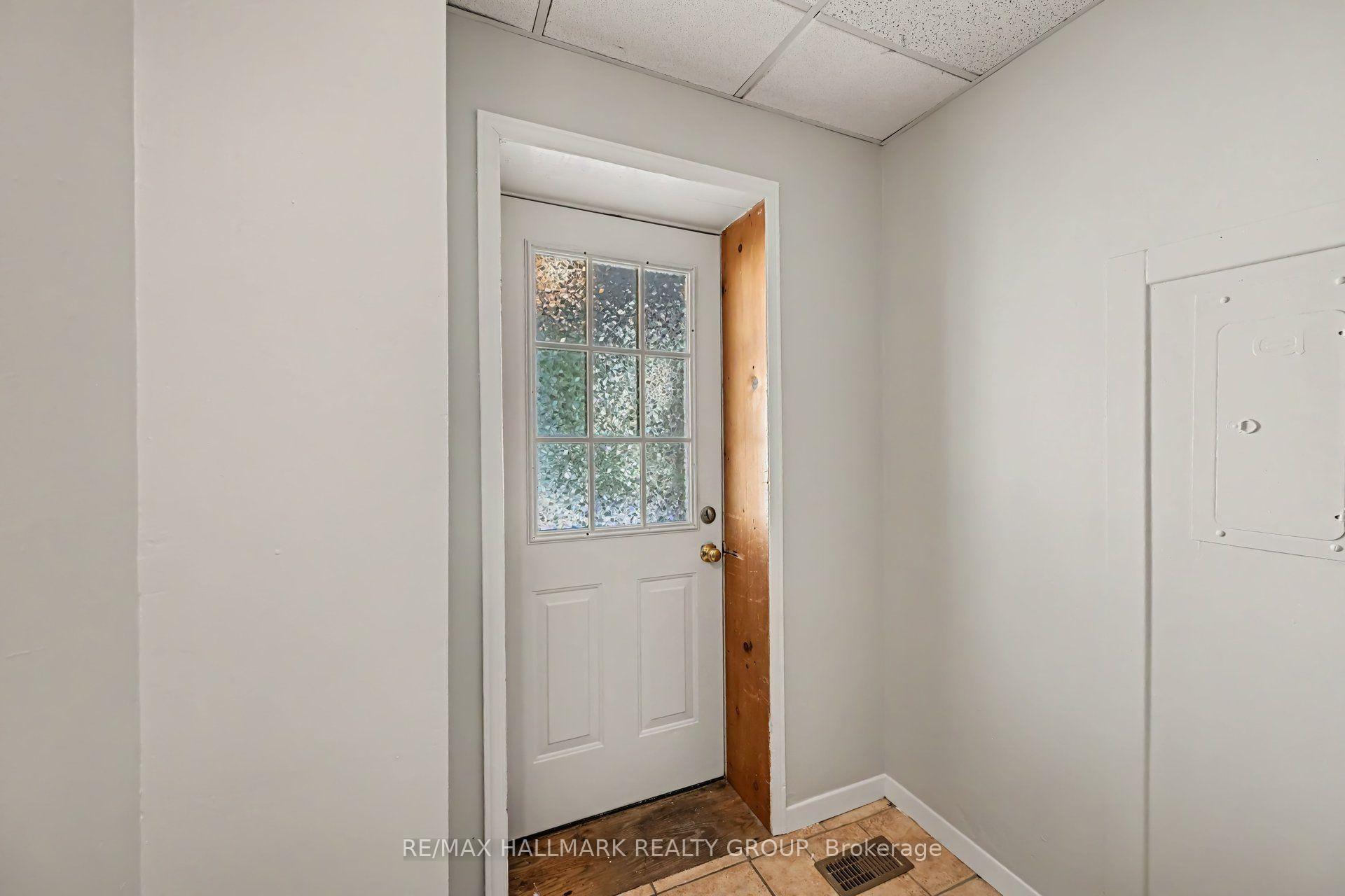 Photo 2 of 216 Bell Street, Arnprior, Arnprior — HOMEH