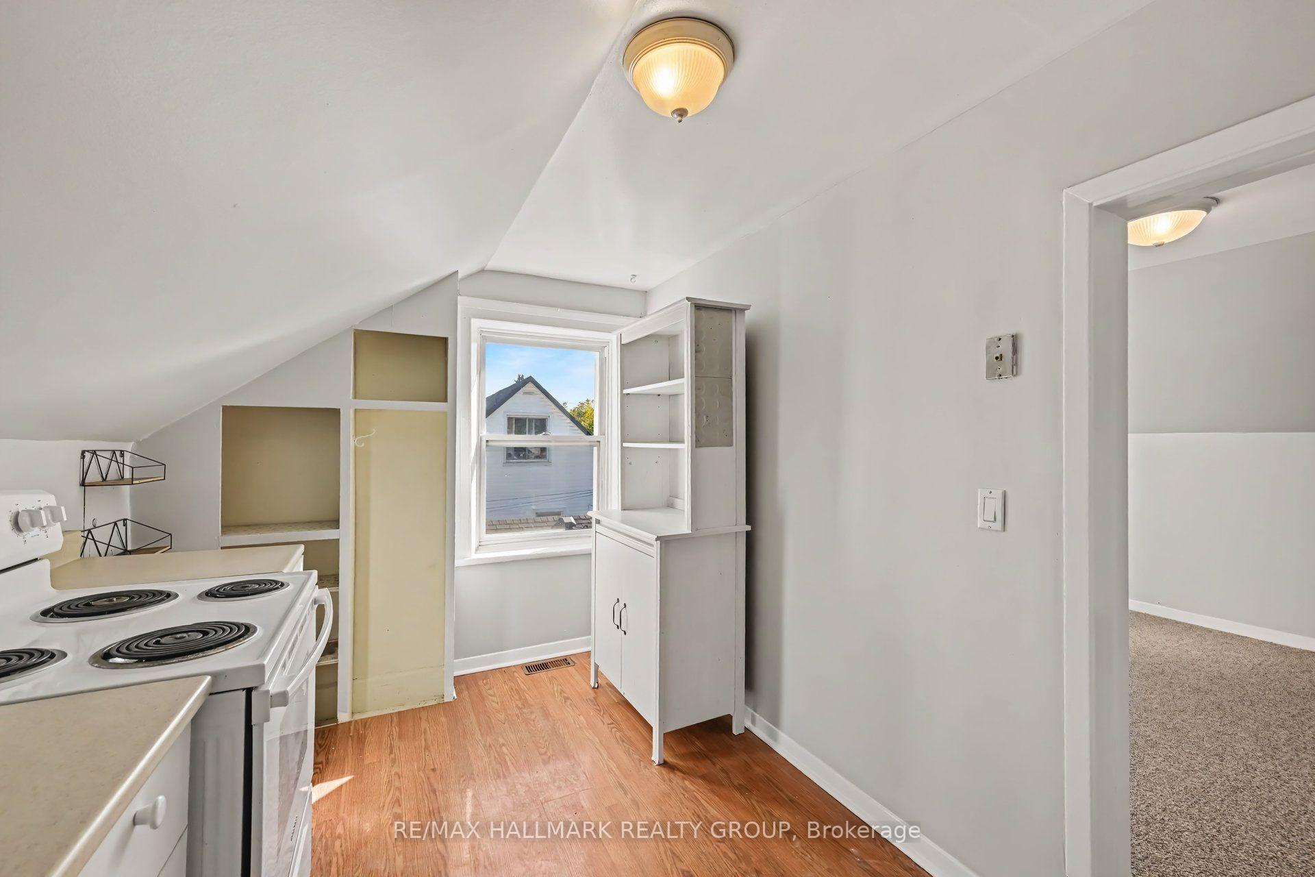 Photo 12 of 216 Bell Street, Arnprior, Arnprior — HOMEH