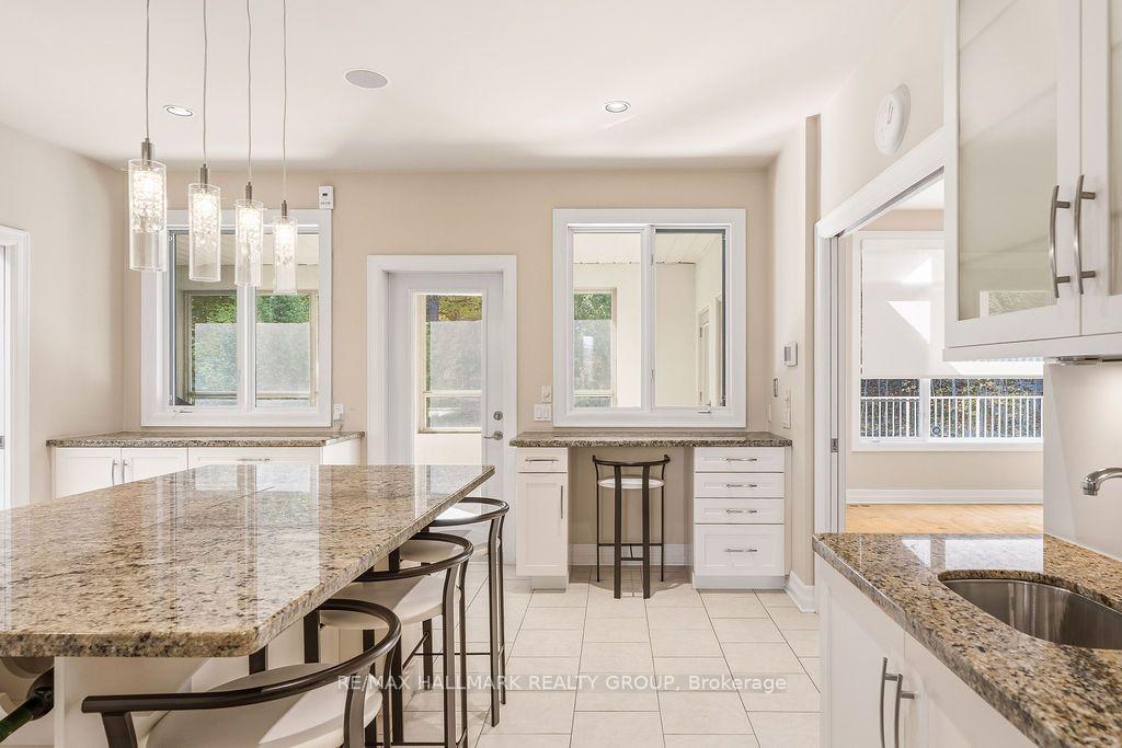 Photo 25 of 5 Oriole Drive, Ottawa, Rothwell Heights — HOMEH