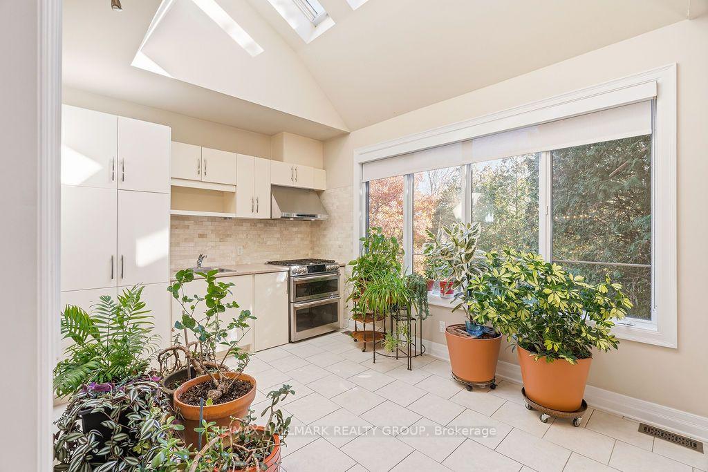 Photo 30 of 5 Oriole Drive, Ottawa, Rothwell Heights — HOMEH