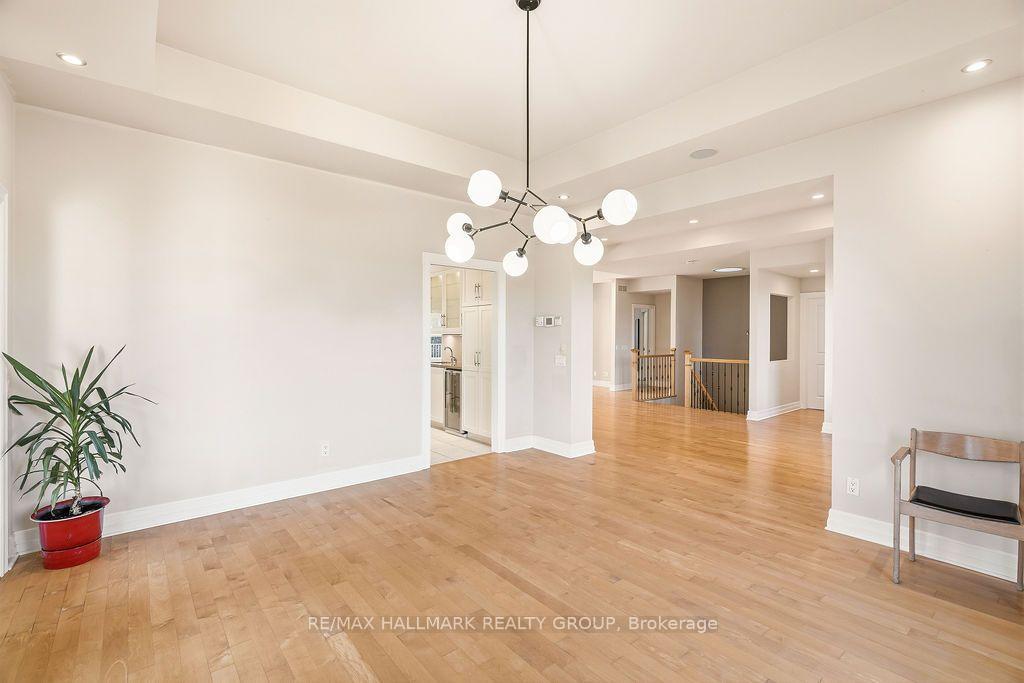 Photo 34 of 5 Oriole Drive, Ottawa, Rothwell Heights — HOMEH