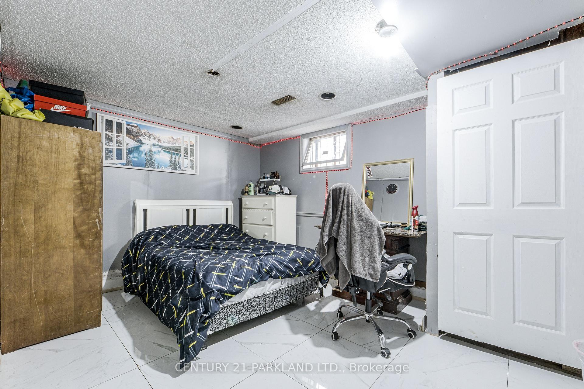 Photo 27 of 22 Gatesview Avenue, Scarborough, Scarborough Village — HOMEH