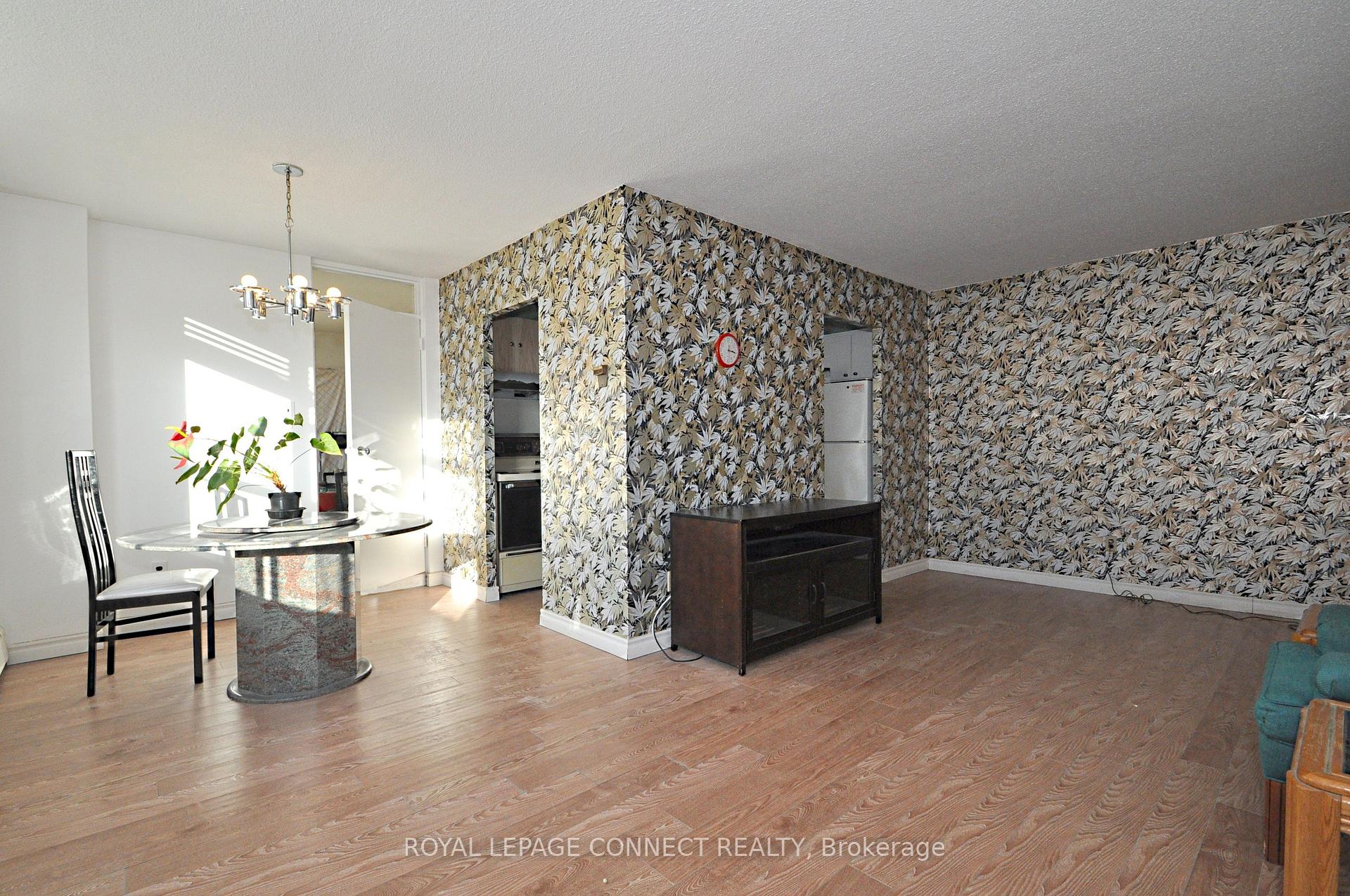 Photo 5 of Unit 206, 5 Parkway Forest Drive, North York, Henry Farm — HOMEH