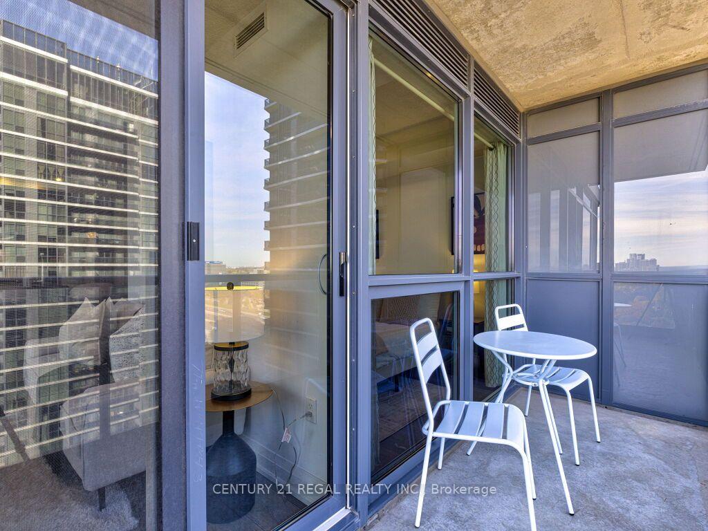 Photo 9 of Unit 1410, 9 Valhalla Inn Road, Etobicoke, Islington-City Centre West — HOMEH
