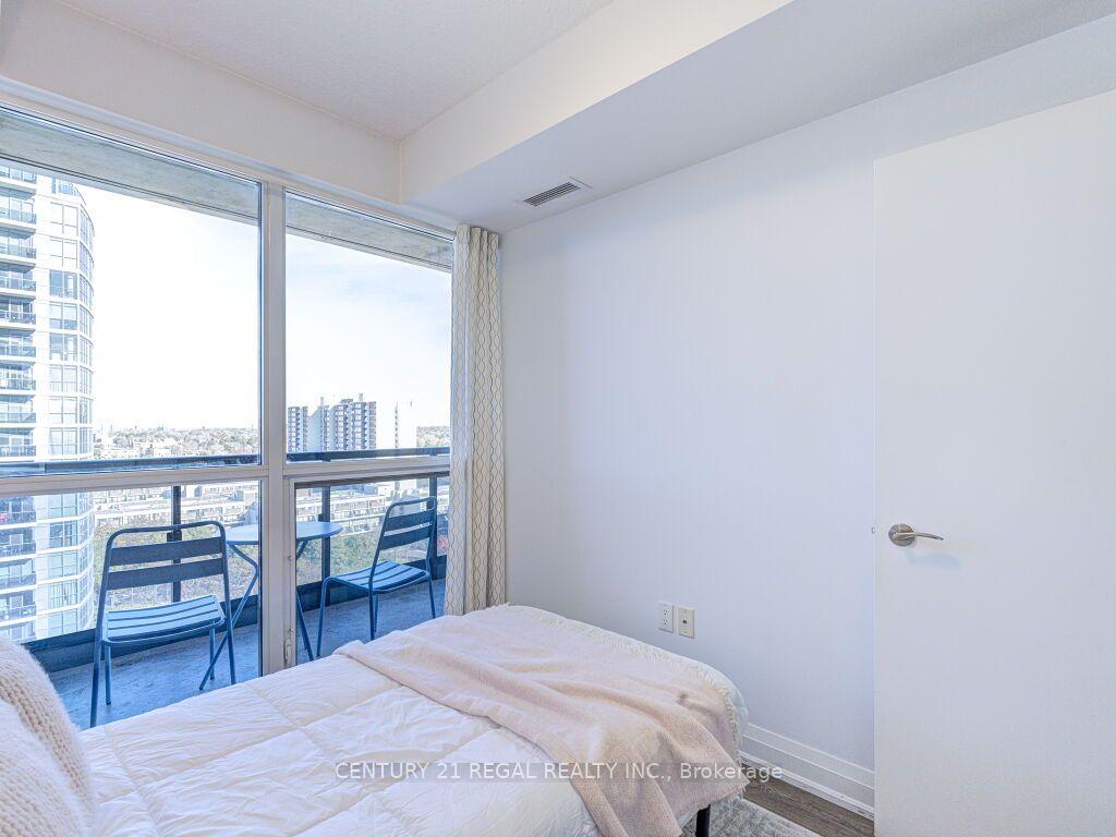 Photo 12 of Unit 1410, 9 Valhalla Inn Road, Etobicoke, Islington-City Centre West — HOMEH